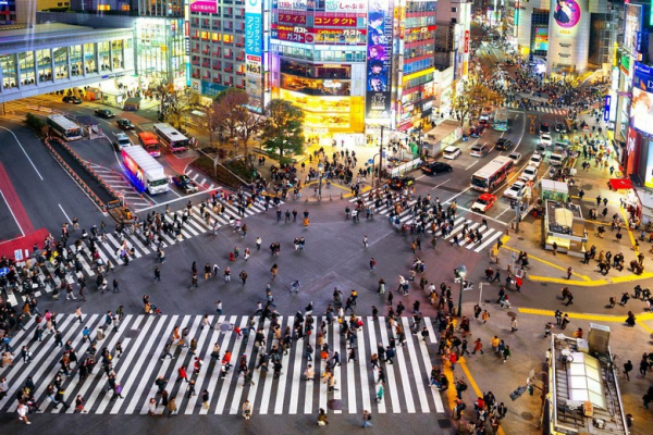 Shibuya Tokyo Có Gì Đặc Biệt? Vạch Kẻ Đường Nổi Tiếng, Khu Mua Sắm Và Đi Bộ Bao Nhiêu Là Đủ