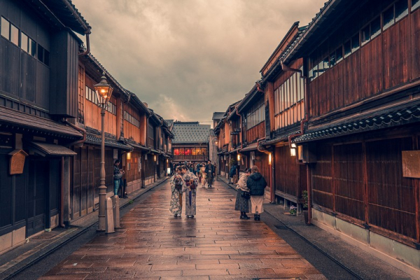 Kanazawa Có Gì Đáng Đi Ngoài Vườn Kenrokuen? Phố Cổ Higashi Chaya, Ẩm Thực Và Lịch Trình Một Ngày