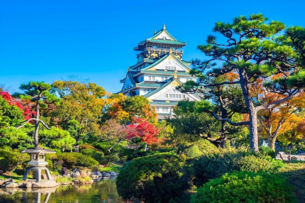 Lâu Đài Osaka Đẹp Nhất Vào Mùa Nào? So Sánh Anh Đào, Lá Đỏ Và Mẹo Chụp Ảnh Không Bị Đám Đông Chắn
