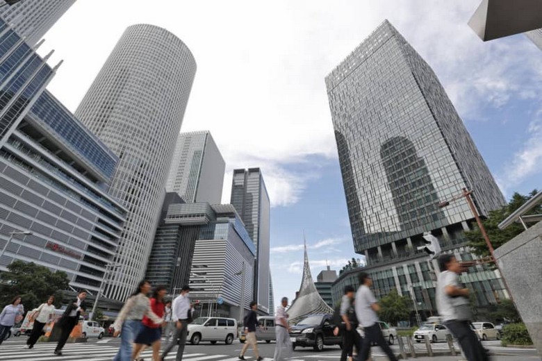 Ga Nagoya với các tòa nhà cao tầng