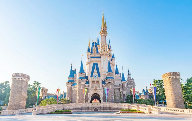 Disneyland Nhật Ban
