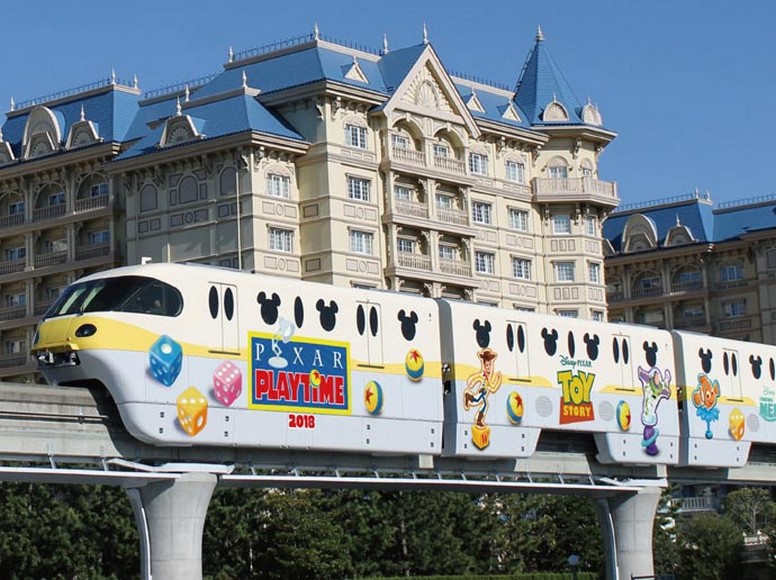 Ga Maihama và tàu một ray Disney Resort Line
